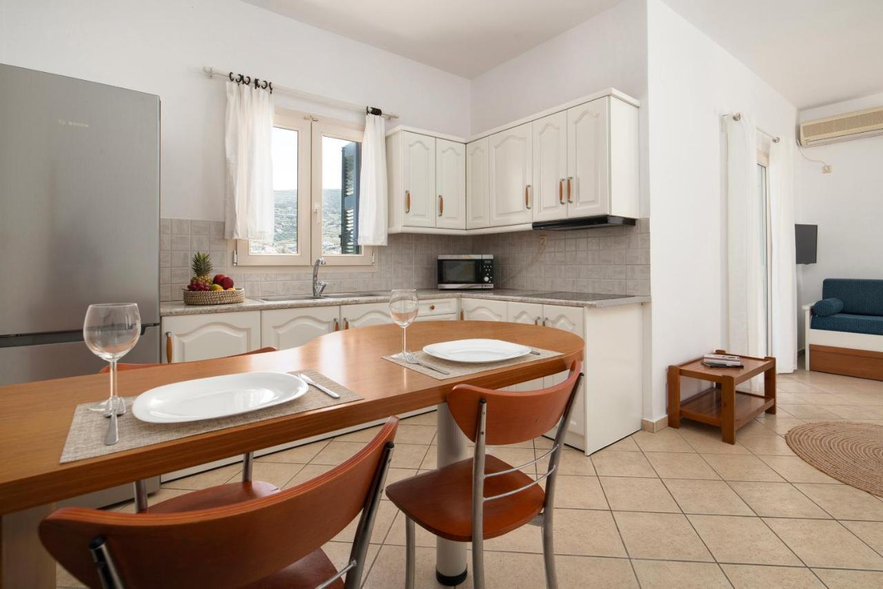 Almar Apartments Баці Екстер'єр фото